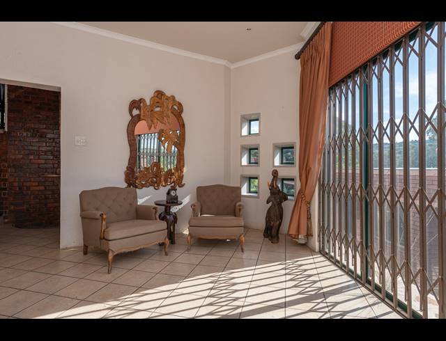 13 BEDROOM FREEHOLD FOR SALE IN ROODEKRANS